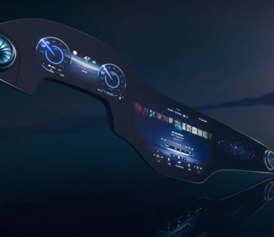 Mercedes-Benz launches the Hyperscreen, a gigantic 56-inch control screen mercedes-benz ©